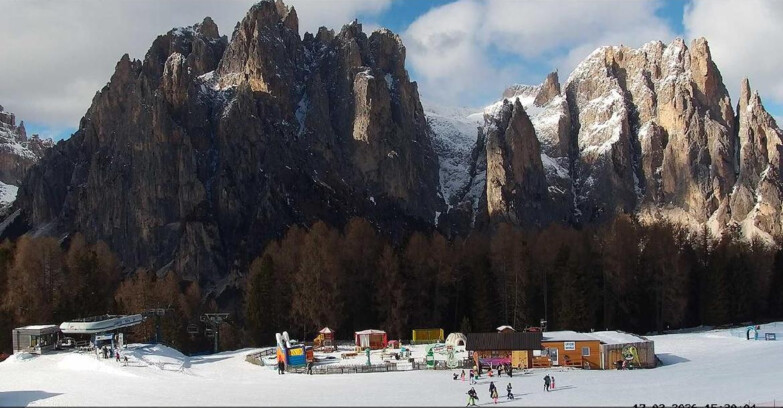 Webcam Vigo di Fassa-Pera-Ciampedie - Vigo - Ciampedie - Baby Park