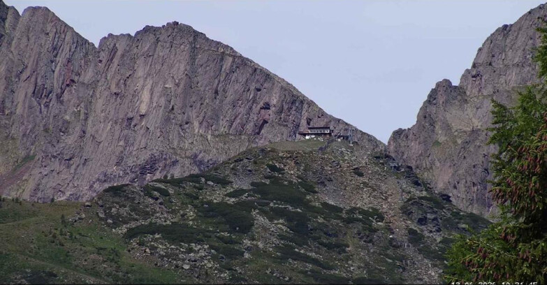Webcam San Martino di Castrozza - Passo Rolle  - Punta Ces 