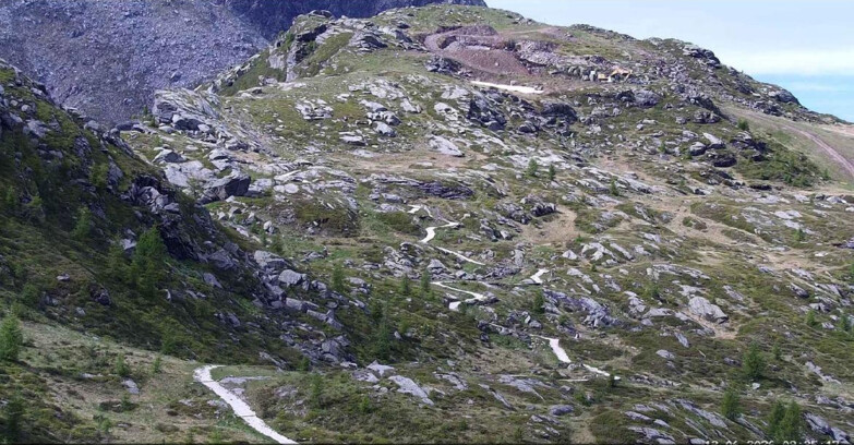 Webcam San Martino di Castrozza - Passo Rolle  - Sentiero delle Marmotte