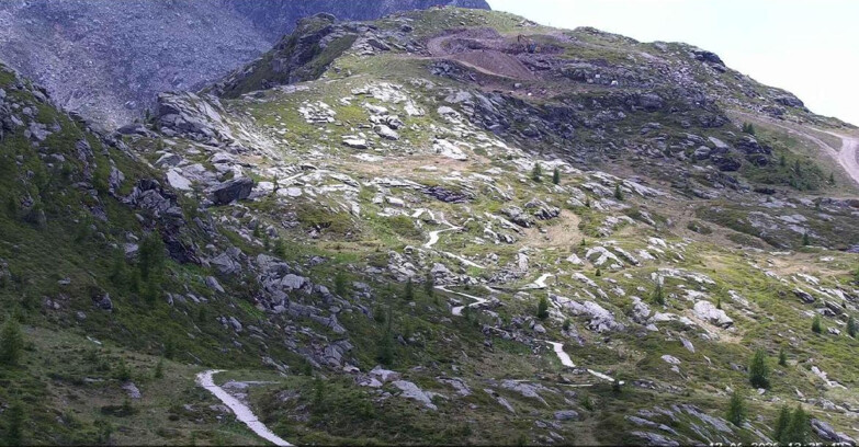 Webcam San Martino di Castrozza - Passo Rolle - Sentiero delle Marmotte