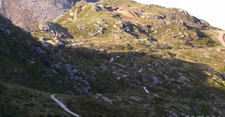 Webcam San Martino di Castrozza - Passo Rolle - Sentiero delle Marmotte