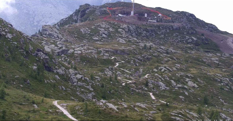 Webcam San Martino di Castrozza - Passo Rolle - Sentiero delle Marmotte