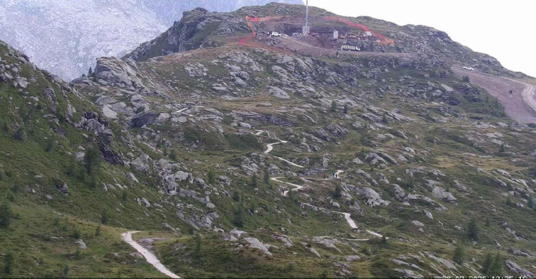 Webcam San Martino di Castrozza - Passo Rolle - Sentiero delle Marmotte