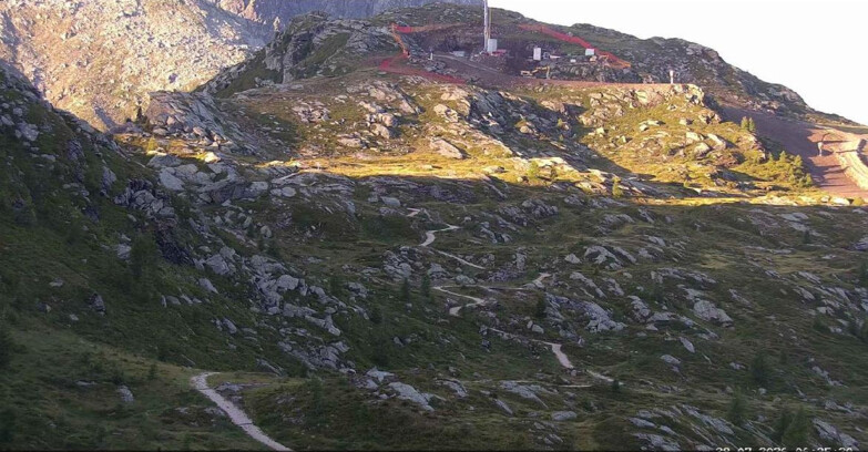Webcam San Martino di Castrozza - Passo Rolle - Sentiero delle Marmotte