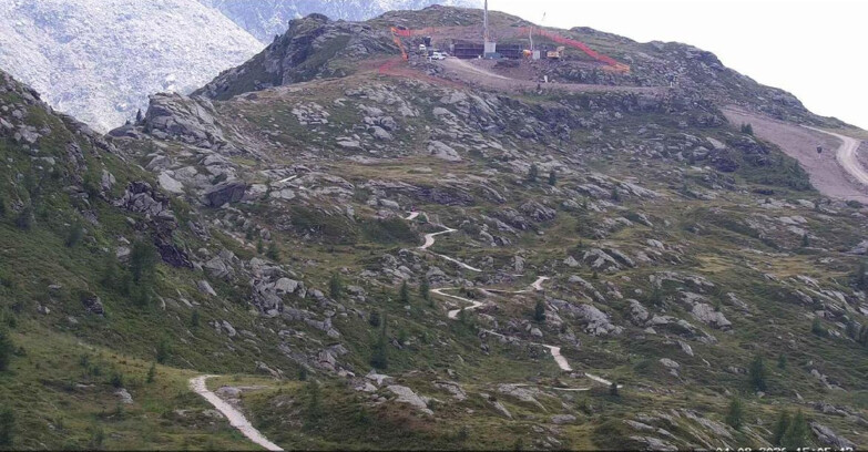 Webcam San Martino di Castrozza - Passo Rolle - Sentiero delle Marmotte