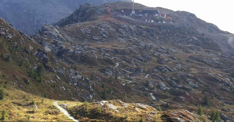 Webcam San Martino di Castrozza - Passo Rolle - Sentiero delle Marmotte