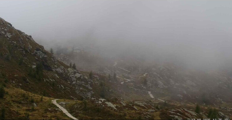 Webcam San Martino di Castrozza - Passo Rolle - Sentiero delle Marmotte