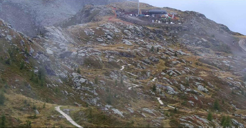 Webcam San Martino di Castrozza - Passo Rolle - Sentiero delle Marmotte