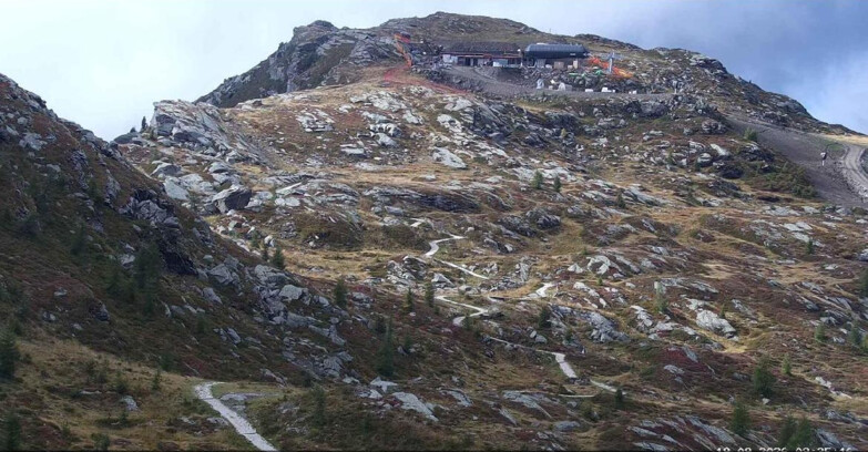 Webcam San Martino di Castrozza - Passo Rolle - Sentiero delle Marmotte