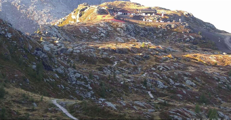 Webcam San Martino di Castrozza - Passo Rolle - Sentiero delle Marmotte