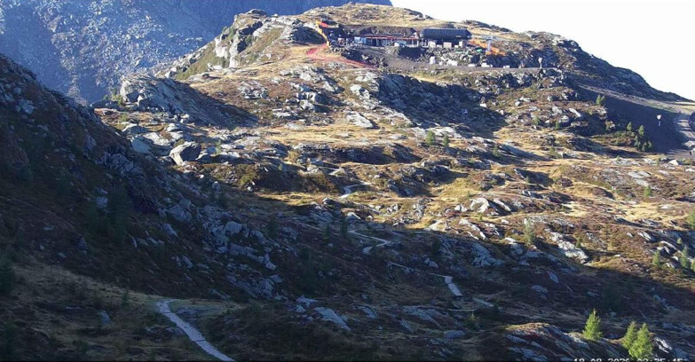 Webcam San Martino di Castrozza - Passo Rolle - Sentiero delle Marmotte