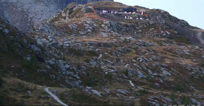 Webcam San Martino di Castrozza - Passo Rolle - Sentiero delle Marmotte
