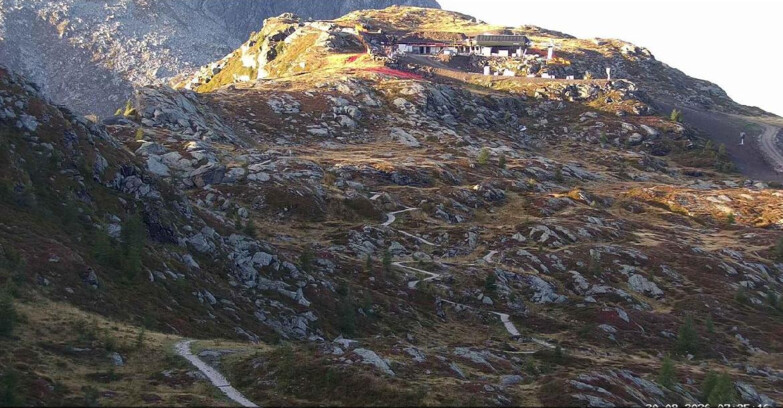 Webcam San Martino di Castrozza - Passo Rolle - Sentiero delle Marmotte