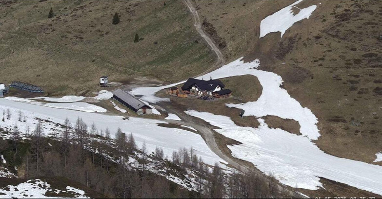 Webcam San Martino di Castrozza - Passo Rolle - Malga Tognola