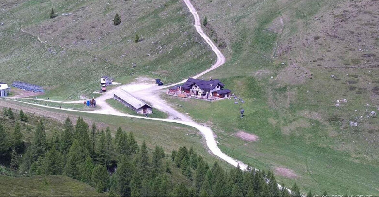 Webcam San Martino di Castrozza - Passo Rolle  - Malga Tognola