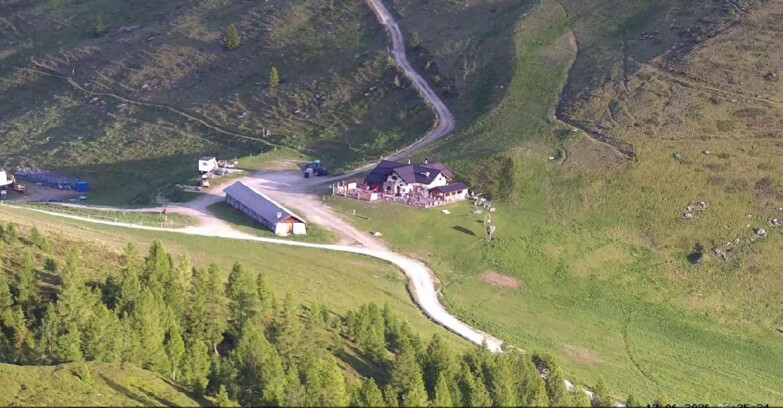 Webcam San Martino di Castrozza - Passo Rolle - Malga Tognola