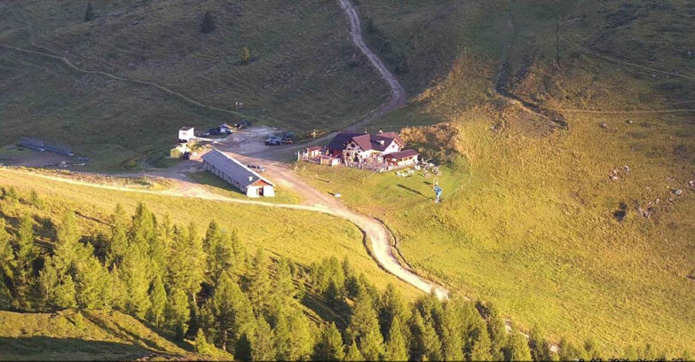 Webcam San Martino di Castrozza - Passo Rolle - Malga Tognola