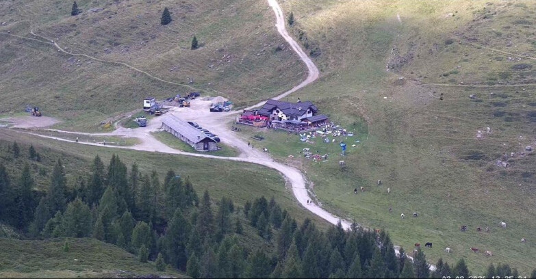 Webcam San Martino di Castrozza - Passo Rolle - Malga Tognola
