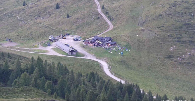 Webcam San Martino di Castrozza - Passo Rolle - Malga Tognola