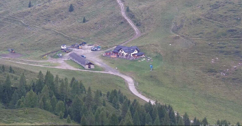 Webcam San Martino di Castrozza - Passo Rolle - Malga Tognola