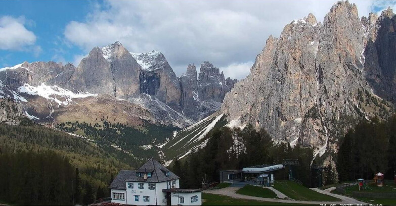Webcam Vigo di Fassa-Pera-Ciampedìe - Vigo - Torri del Vajolet