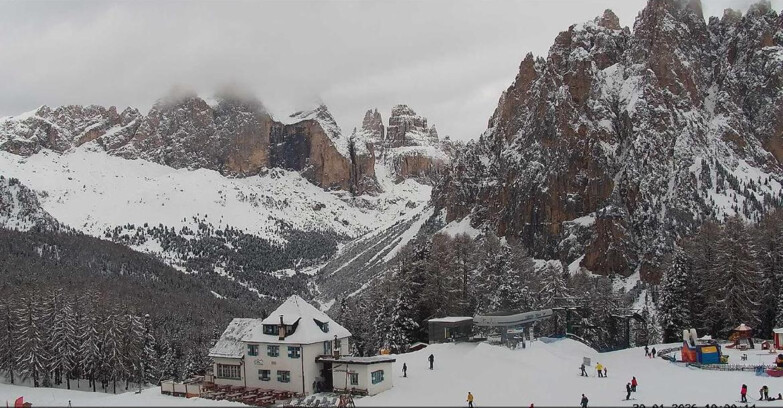 Webcam Vigo di Fassa-Pera-Ciampedie - Vigo - Torri del Vajolet