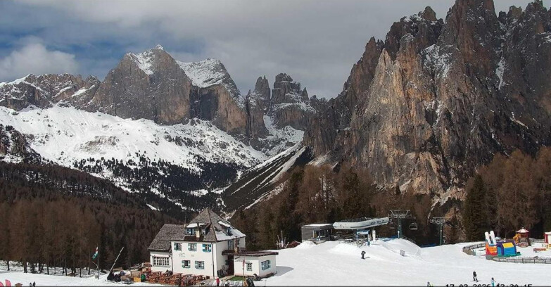 Webcam Vigo di Fassa-Pera-Ciampedìe - Vigo - Torri del Vajolet