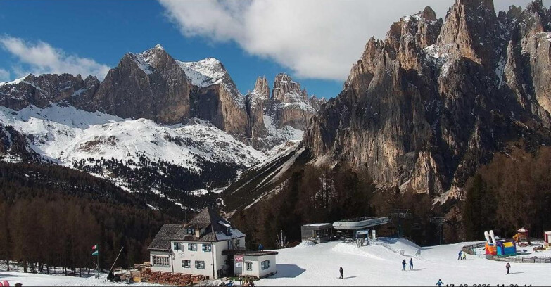 Webcam Vigo di Fassa-Pera-Ciampedìe - Vigo - Torri del Vajolet
