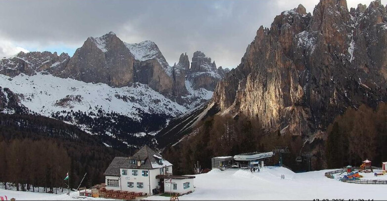 Webcam Vigo di Fassa-Pera-Ciampedìe - Vigo - Torri del Vajolet