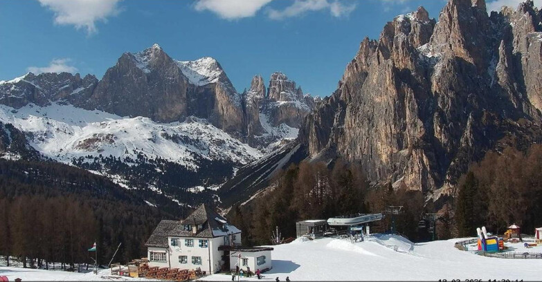 Webcam Vigo di Fassa-Pera-Ciampedie - Vigo - Torri del Vajolet