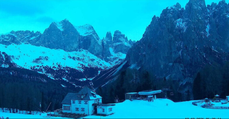 Webcam Виго-ди-Фасса-Пера-Чампедие  - Vigo - Torri del Vajolet