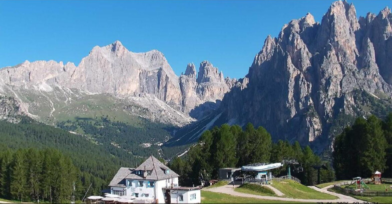 Webcam Vigo di Fassa-Pera-Ciampedìe - Vigo - Torri del Vajolet