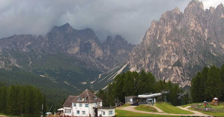 Webcam Vigo di Fassa-Pera-Ciampedìe - Vigo - Torri del Vajolet