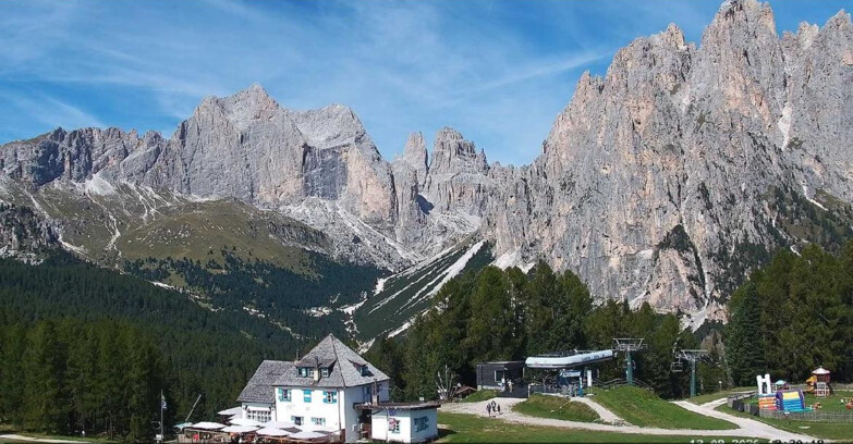 Webcam Vigo di Fassa-Pera-Ciampedìe - Vigo - Torri del Vajolet