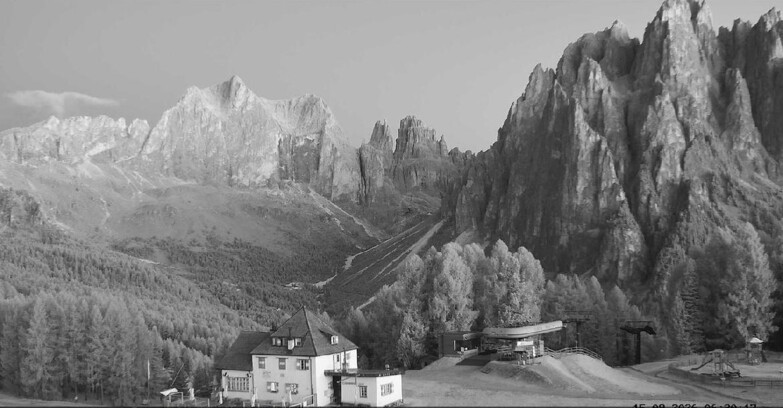 Webcam Vigo di Fassa-Pera-Ciampedìe - Vigo - Torri del Vajolet