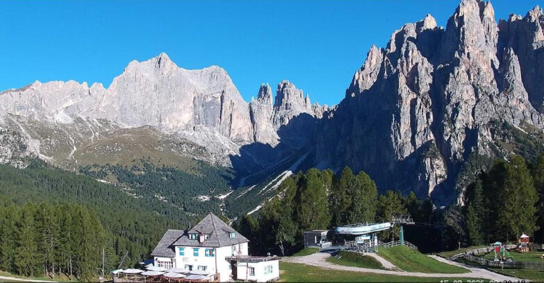 Webcam Vigo di Fassa-Pera-Ciampedìe - Vigo - Torri del Vajolet