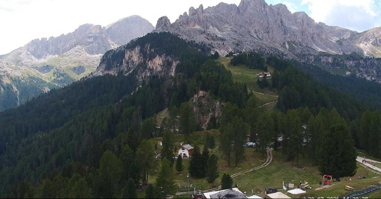 Webcam Vigo di Fassa-Pera-Ciampedìe - Vigo - seggiovia Prà Martin