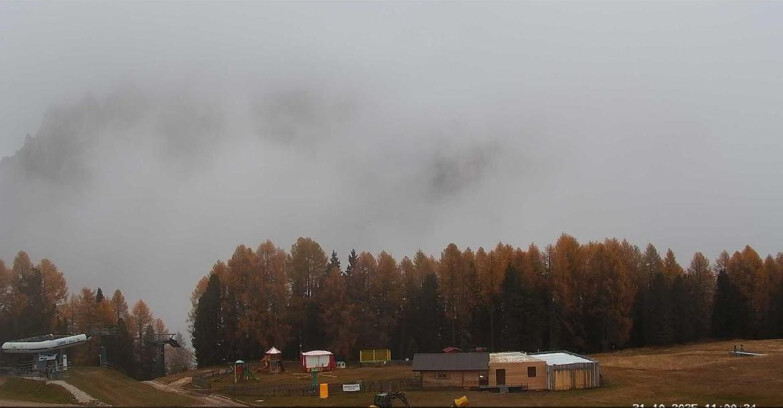 Webcam Vigo di Fassa-Pera-Ciampedie - Vigo - dirupi di Larsech