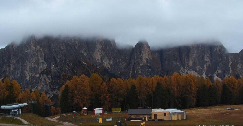 Webcam Vigo di Fassa-Pera-Ciampedie - Vigo - dirupi di Larsech