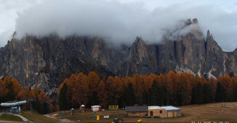 Webcam Виго-ди-Фасса-Пера-Чампедие  - Vigo - dirupi di Larsech