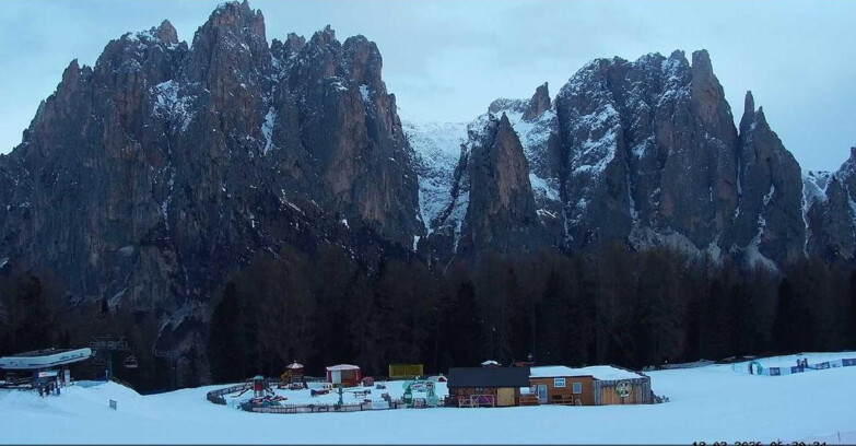 Webcam Виго-ди-Фасса-Пера-Чампедие  - Vigo - dirupi di Larsech