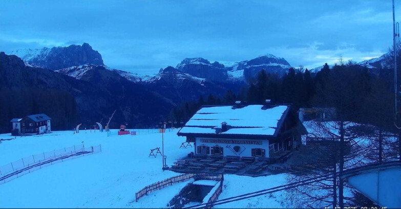 Webcam Vigo di Fassa-Pera-Ciampedìe - Vigo - Sassolungo und Pordoi