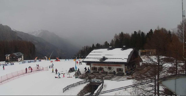 Webcam Vigo di Fassa-Pera-Ciampedìe - Vigo - verso Sassolungo e Pordoi