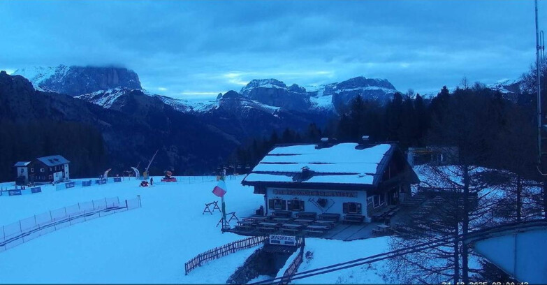 Webcam Vigo di Fassa-Pera-Ciampedìe - Vigo - verso Sassolungo e Pordoi