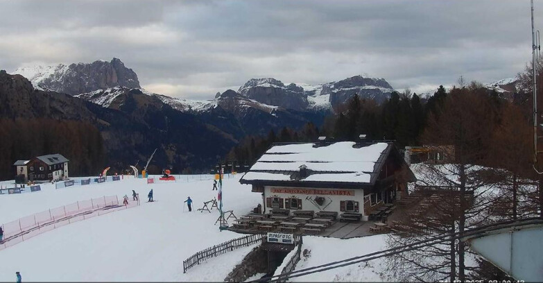 Webcam Vigo di Fassa-Pera-Ciampedìe - Vigo - verso Sassolungo e Pordoi