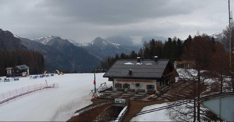 Webcam Vigo di Fassa-Pera-Ciampedìe - Vigo - verso Sassolungo e Pordoi