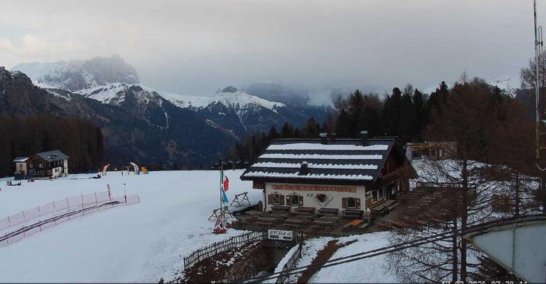 Webcam Виго-ди-Фасса-Пера-Чампедие  - Vigo - verso Sassolungo e Pordoi