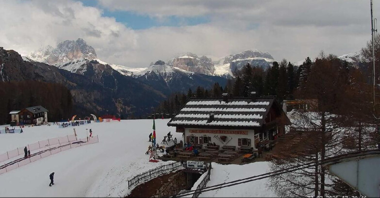 Webcam Vigo di Fassa-Pera-Ciampedìe - Vigo - verso Sassolungo e Pordoi