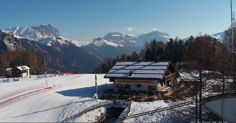 Webcam Vigo di Fassa-Pera-Ciampedìe - Vigo - verso Sassolungo e Pordoi