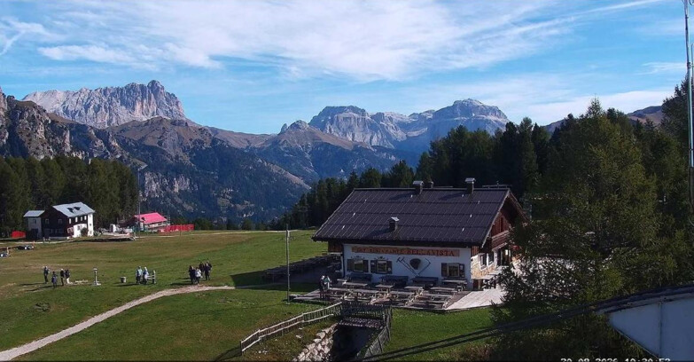 Webcam Vigo di Fassa-Pera-Ciampedìe - Vigo - verso Sassolungo e Pordoi